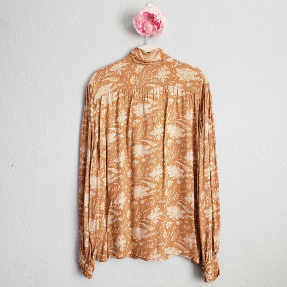 Jens Pirate Booty Long Sleeve Buttondown Floral Bohemian Buccaneer Blouse - Picture 8 of 8